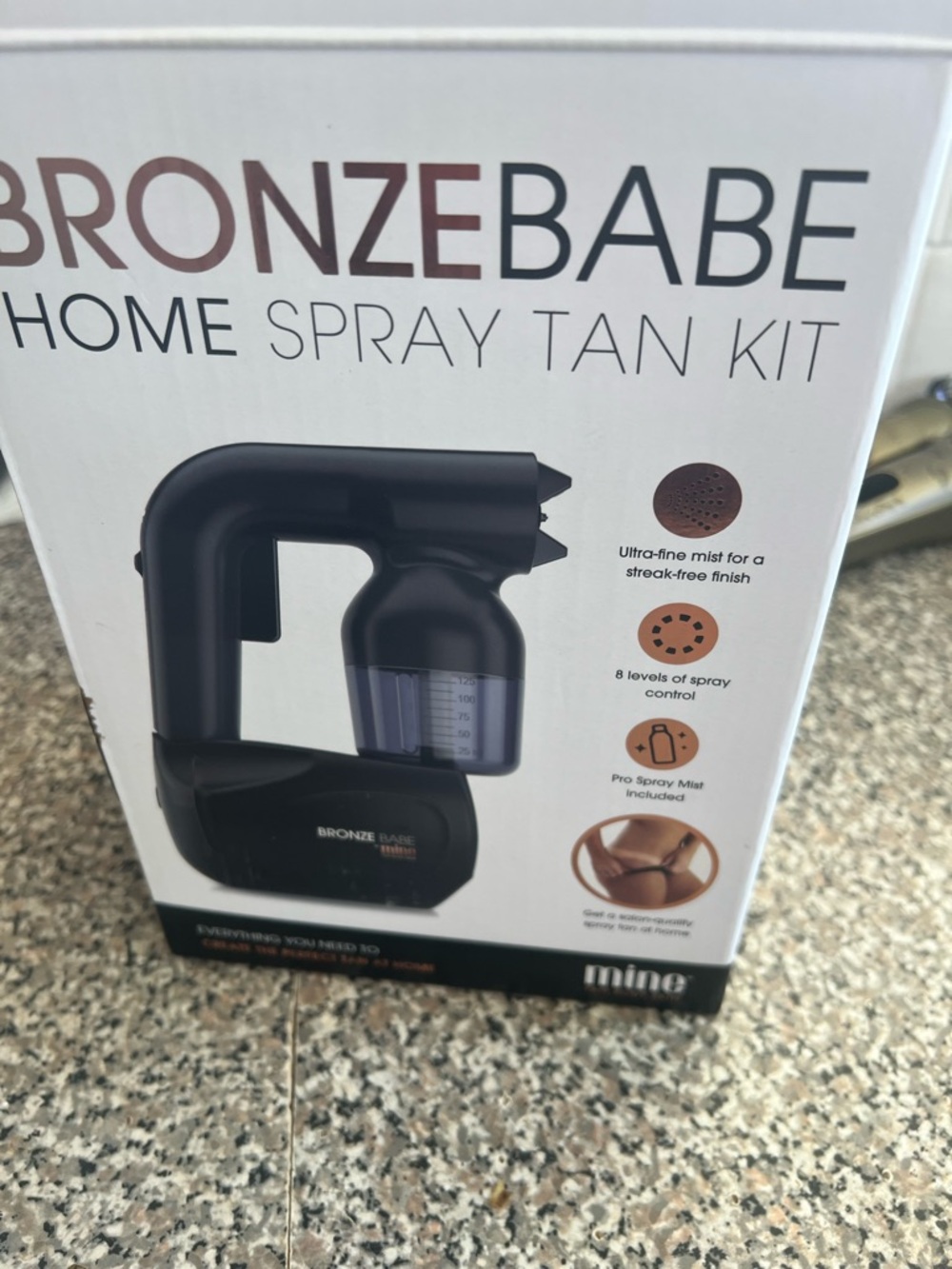 Bronze Babe Home Spray Tan Kit - Black